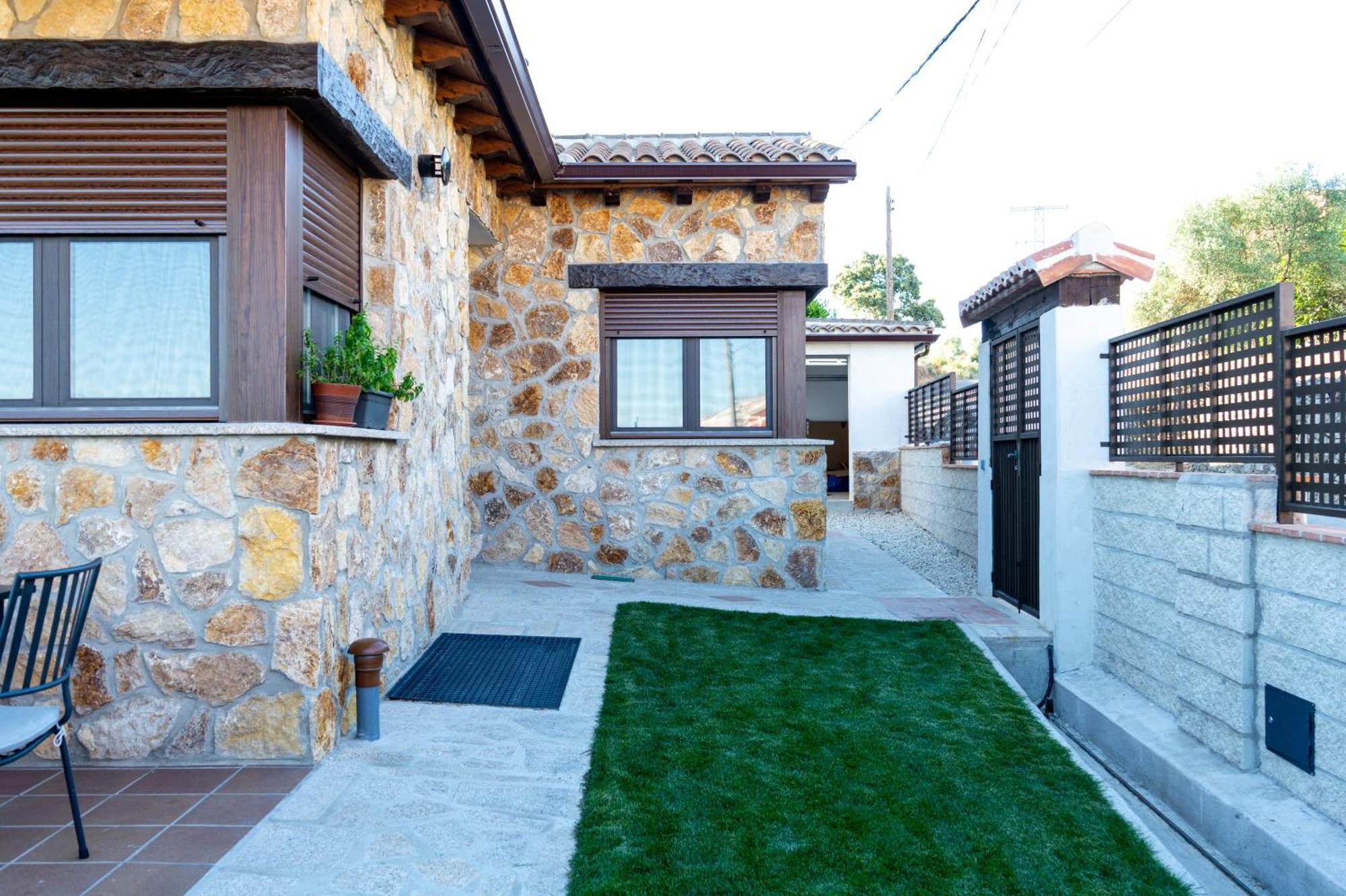 Casa Rural Madre Maravillas Навалькан Экстерьер фото